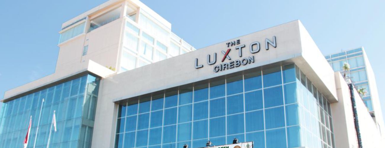 LUXTON.jpg